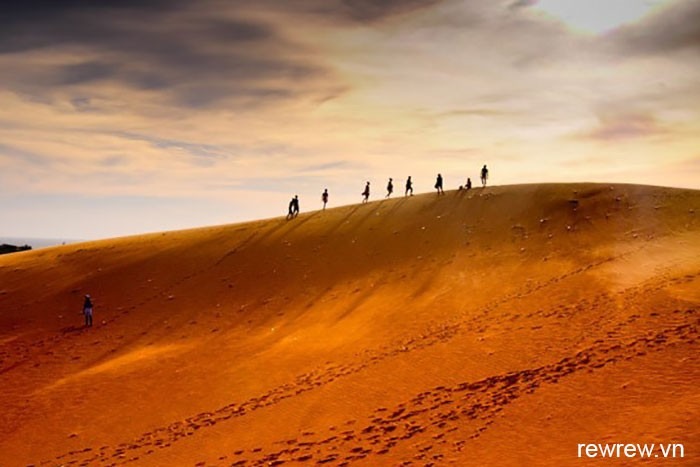 Red Sand Dunes Dalat Easy Riders To Mui Ne